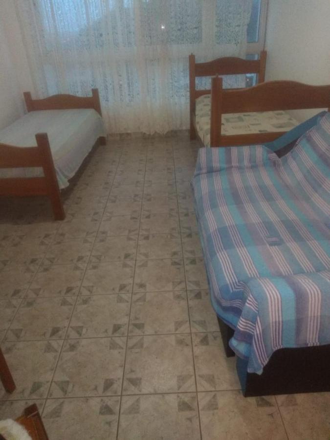 Kitinete Em Itanhaem Apartment Exterior foto