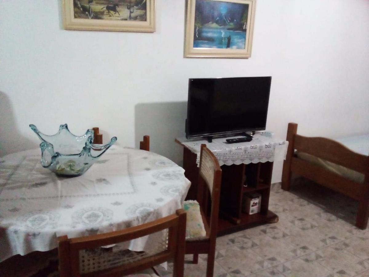 Kitinete Em Itanhaem Apartment Exterior foto