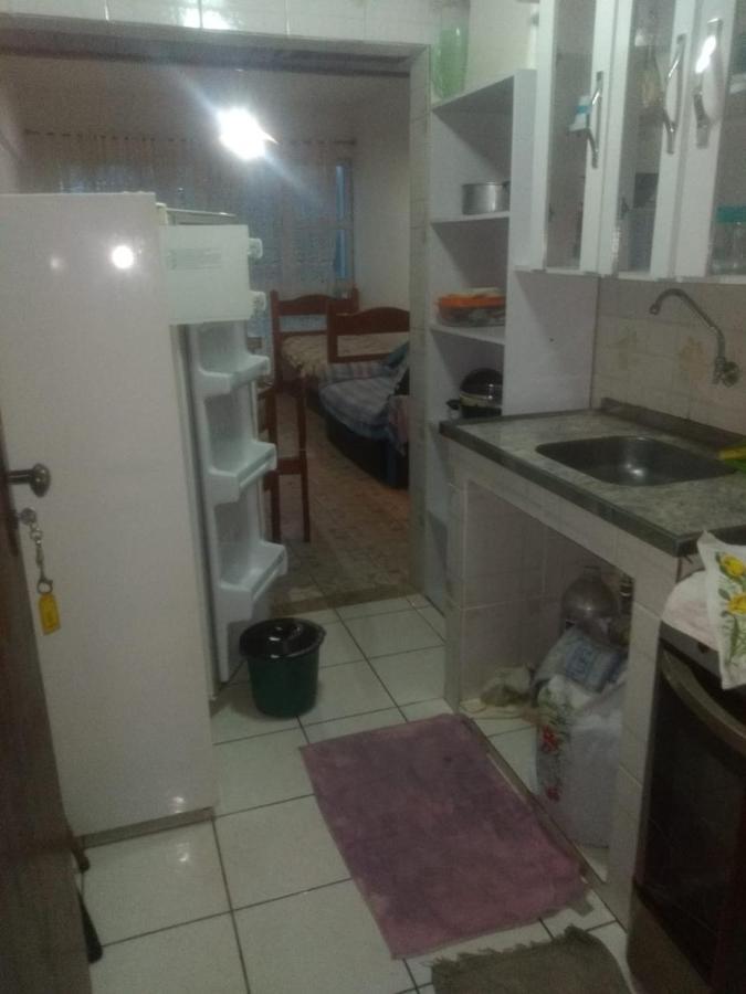 Kitinete Em Itanhaem Apartment Exterior foto